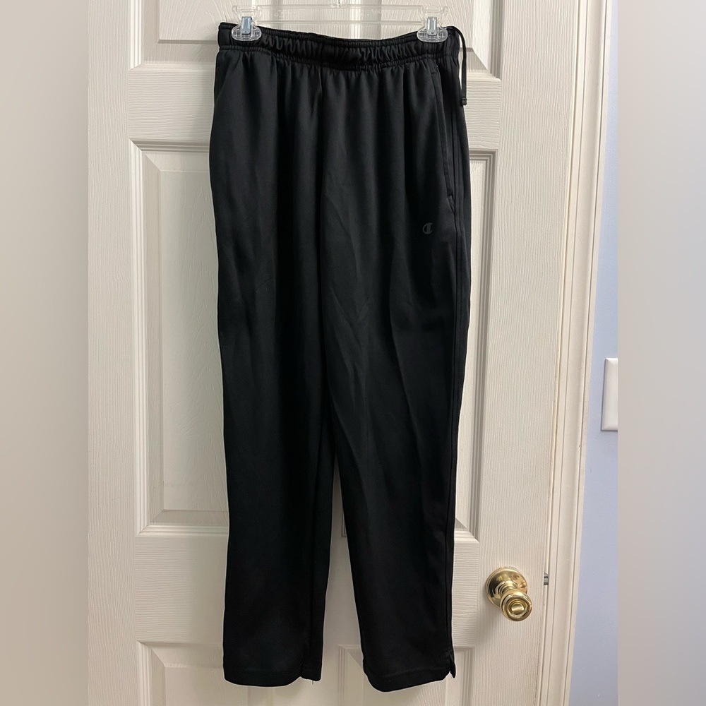 #M3 Champion Men's Black Joggers Medium